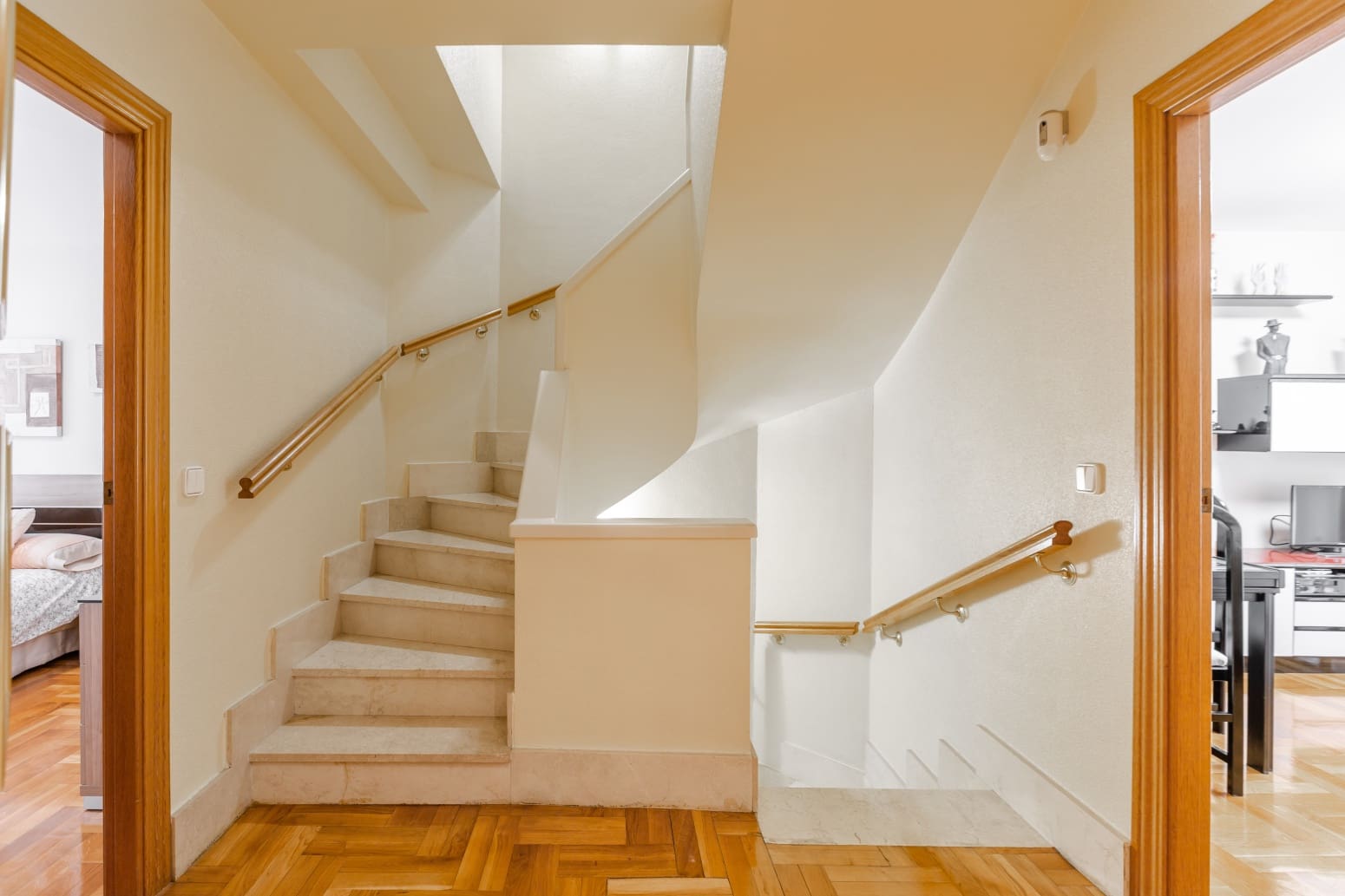 5 sypialnia Willa na sprzedaż w Baranain z garażem - 575 000 € (Ref: 9568239)