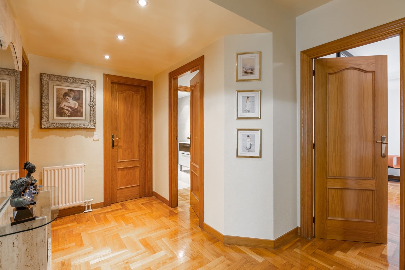 5 sypialnia Willa na sprzedaż w Baranain z garażem - 575 000 € (Ref: 9568239)