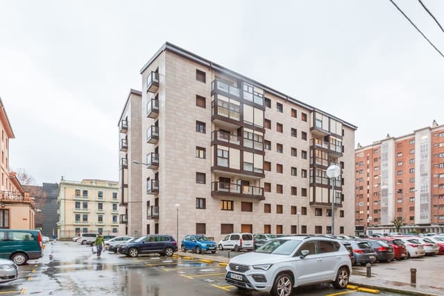3 soveværelse Lejlighed til salg i Pamplona / Iruña - € 320.000 (Ref: 9568240)