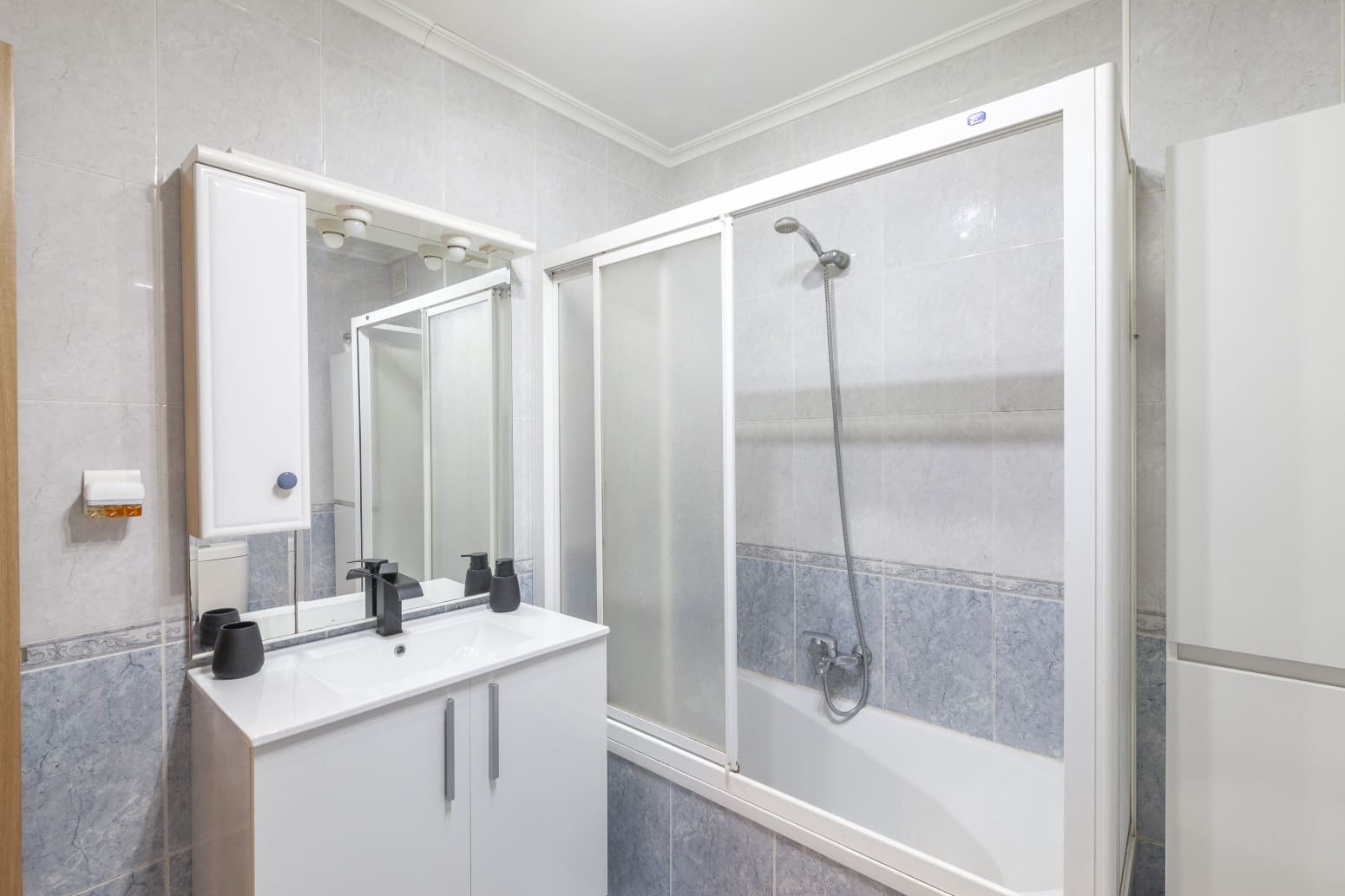 4 slaapkamer Villa te koop in Reocin met garage - € 287.000 (Ref: 9568242)