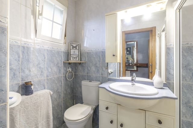 4 slaapkamer Villa te koop in Valles, Reocín met garage - € 287.000 (Ref: 9568242)