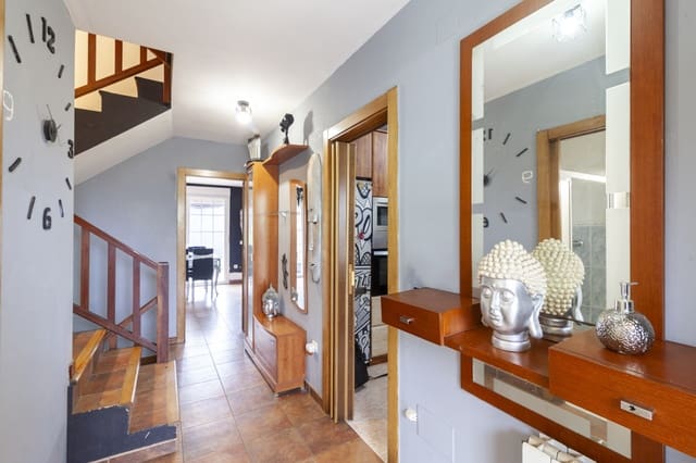 4 slaapkamer Villa te koop in Valles, Reocín met garage - € 287.000 (Ref: 9568242)