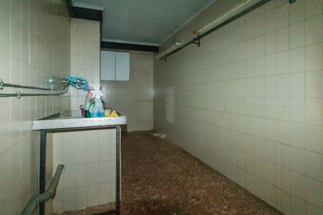 Kaupallinen vuokrattavana paikassa Pamplona - 800 € (Ref: 9570860)