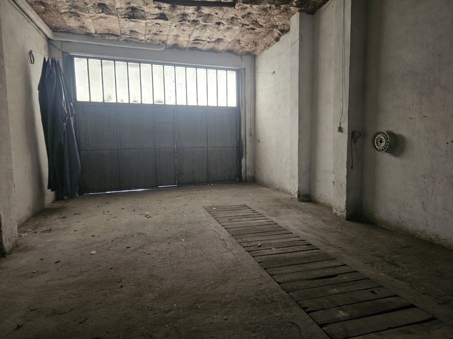 Commercial for rent in Burlada - € 1,000 (Ref: 9585975)