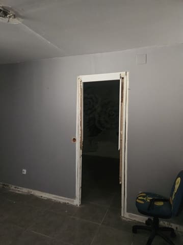 Kaupallinen vuokrattavana paikassa Burlada - 450 € (Ref: 9585979)