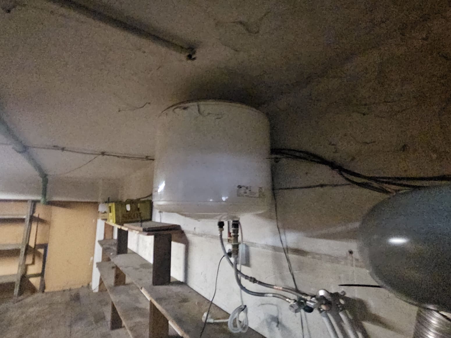 Local Comercial en Pamplona / Iruña en alquiler - 880 € (Ref: 9585981)