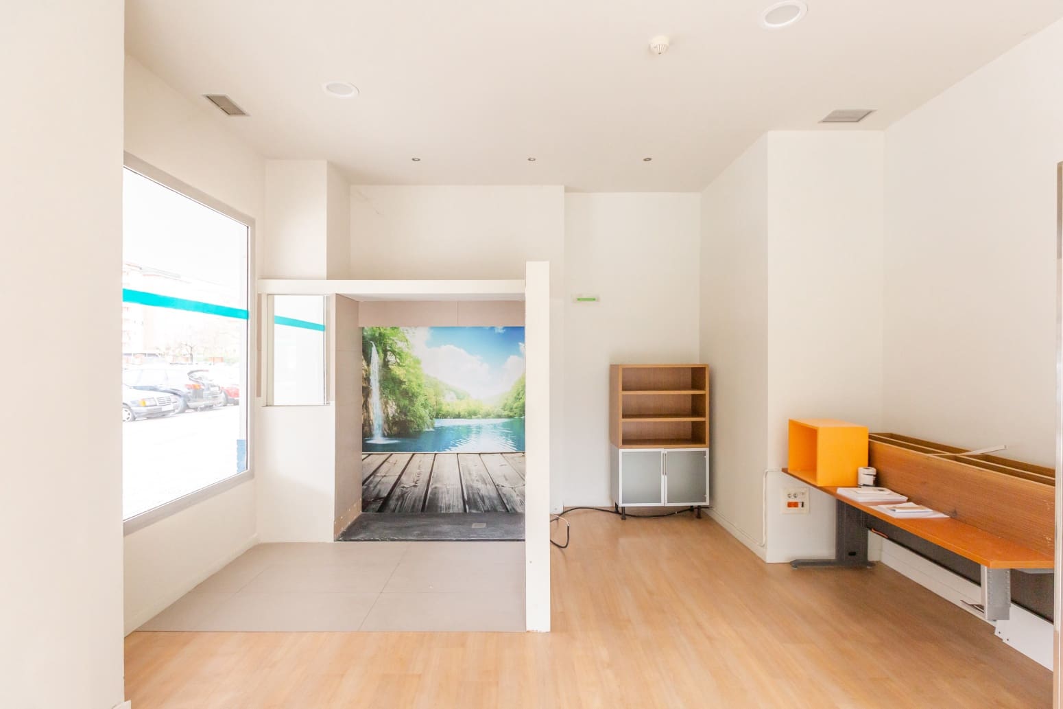 Commercial for rent in Pamplona / Iruna - € 800 (Ref: 9585982)