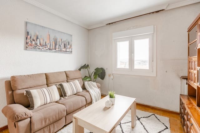 4 makuuhuone Asunto myytävänä paikassa Pamplona mukana 
autotalli - 239 900 € (Ref: 9590855)