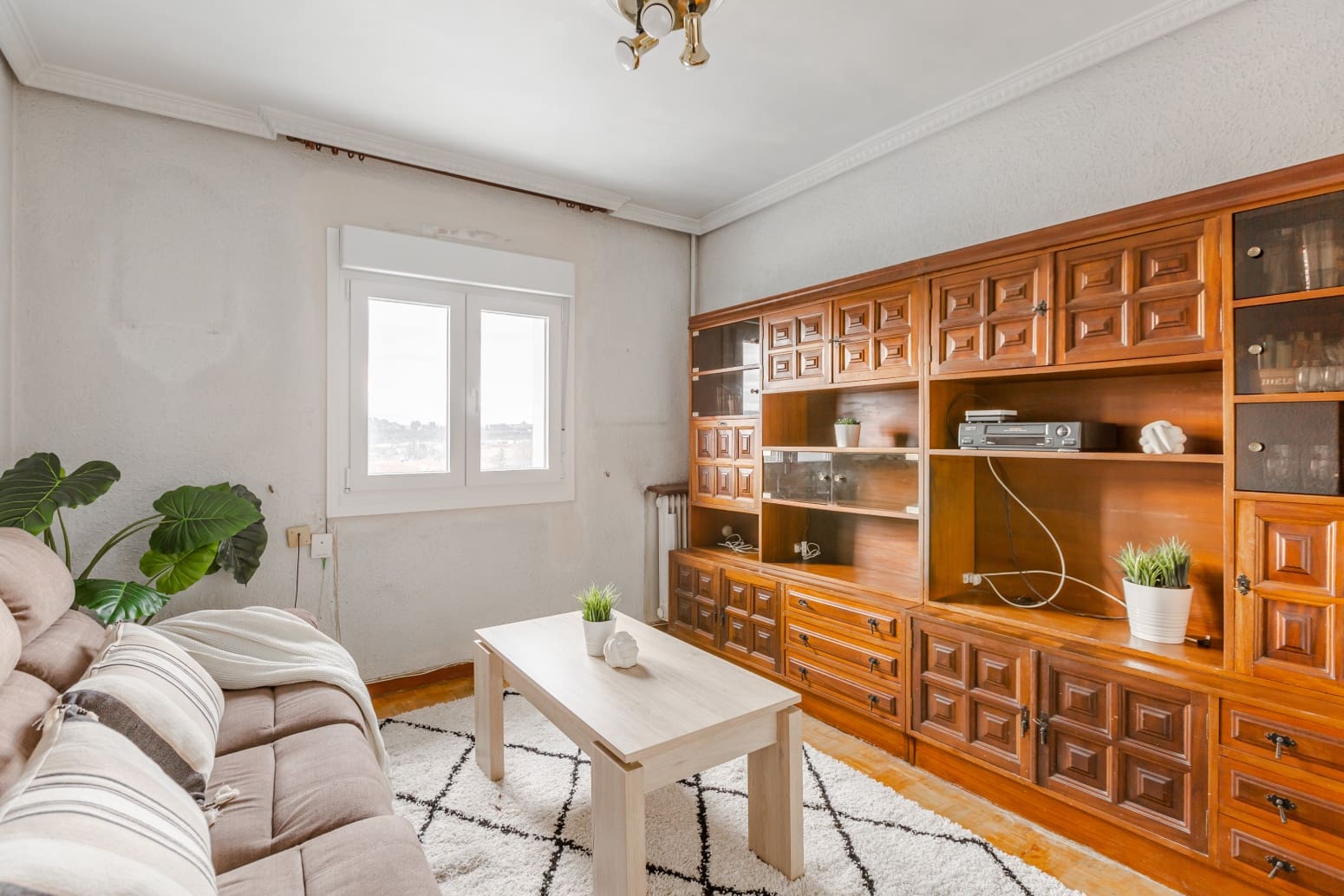 4 slaapkamer Flat te koop in Pamplona met garage - € 239.900 (Ref: 9590855)