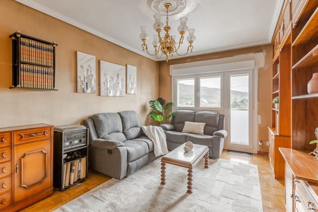 4 makuuhuone Asunto myytävänä paikassa Pamplona mukana 
autotalli - 239 900 € (Ref: 9590855)