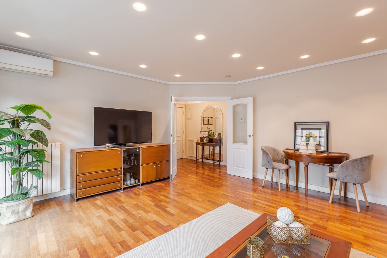 2 makuuhuone Asunto myytävänä paikassa Pamplona mukana 
autotalli - 465 000 € (Ref: 9594800)