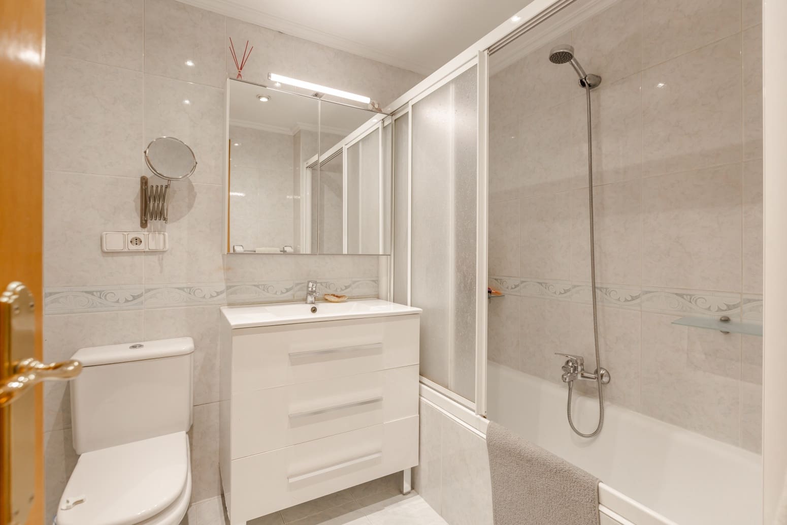 4 makuuhuone Asunto myytävänä paikassa Pamplona mukana 
autotalli - 425 000 € (Ref: 9594801)