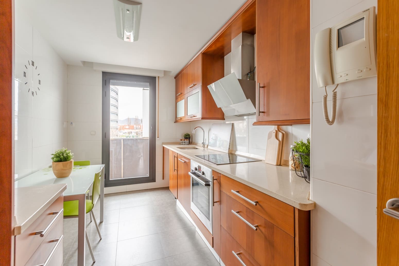 3 slaapkamer Flat te koop in Artica met garage - € 280.000 (Ref: 9594802)