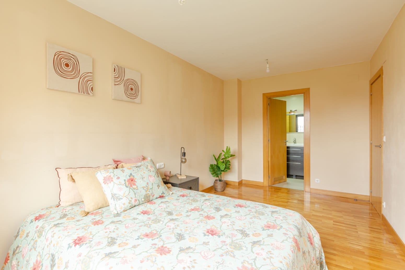 3 slaapkamer Flat te koop in Artica met garage - € 280.000 (Ref: 9594802)