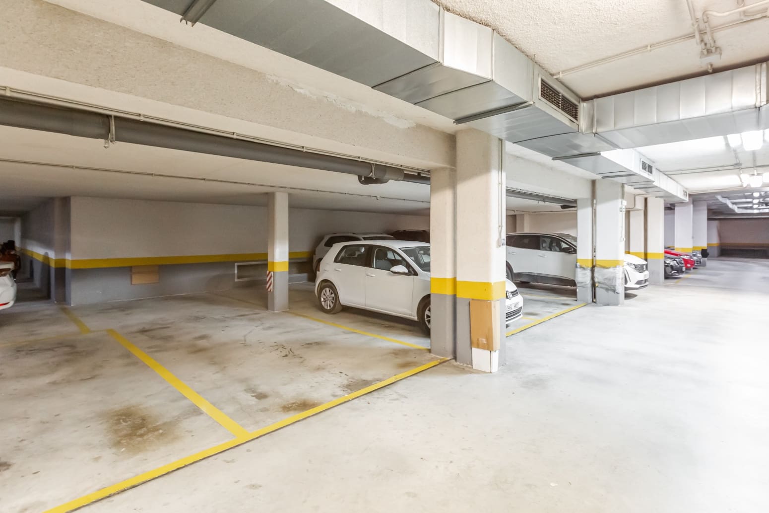 3 slaapkamer Flat te koop in Artica met garage - € 280.000 (Ref: 9594802)