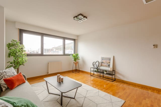 3 slaapkamer Flat te koop in Artica, Berrioplano met garage - € 280.000 (Ref: 9594802)