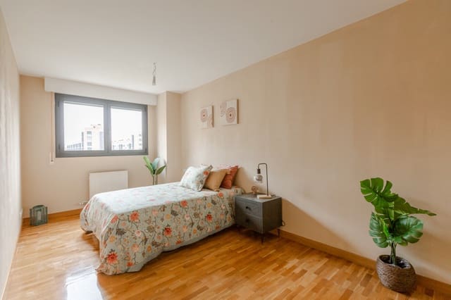 3 slaapkamer Flat te koop in Artica, Berrioplano met garage - € 280.000 (Ref: 9594802)