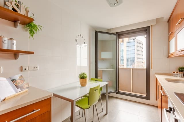 3 slaapkamer Flat te koop in Artica, Berrioplano met garage - € 280.000 (Ref: 9594802)