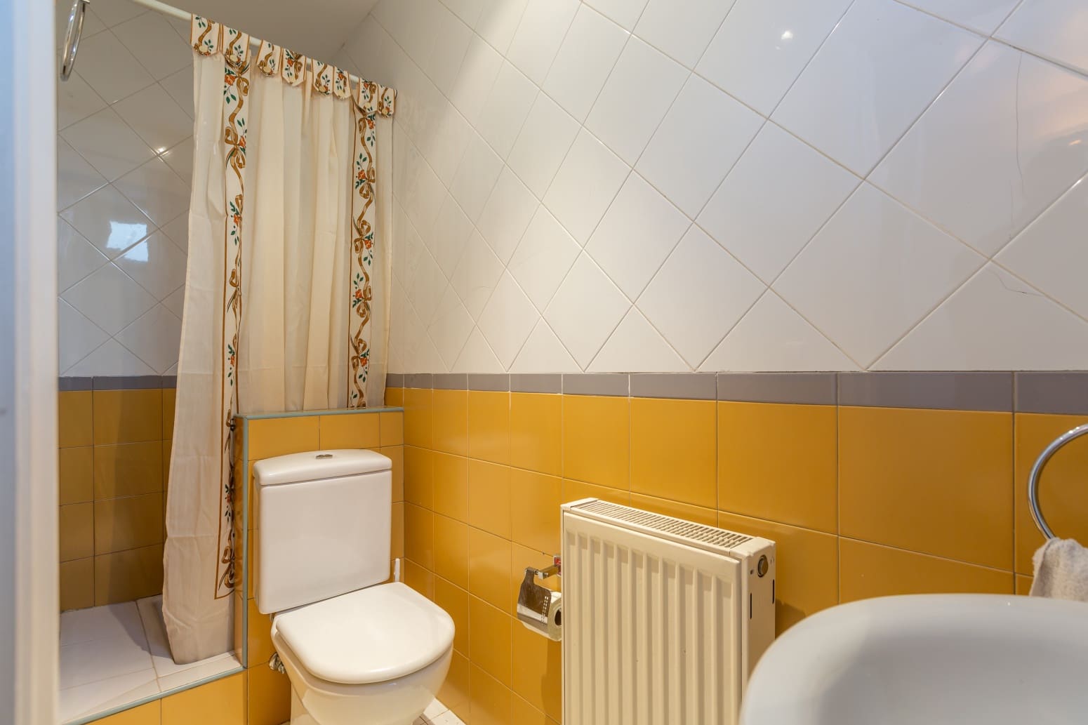 5 slaapkamer Villa te koop in Egues met garage - € 815.000 (Ref: 9594803)