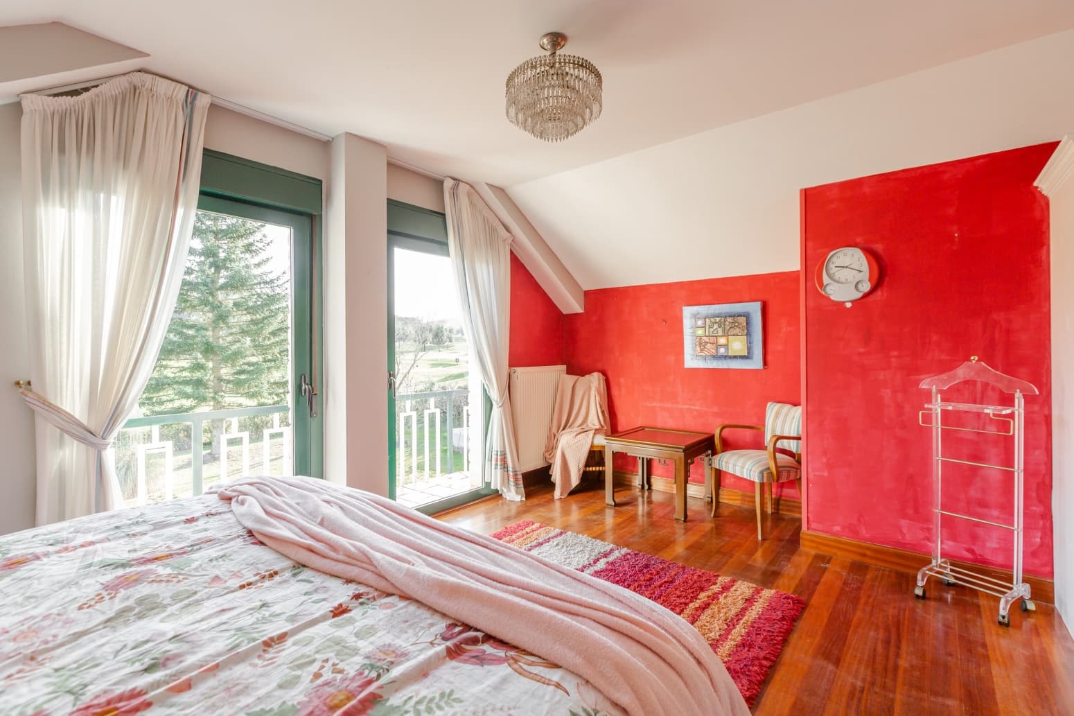 5 slaapkamer Villa te koop in Egues met garage - € 815.000 (Ref: 9594803)