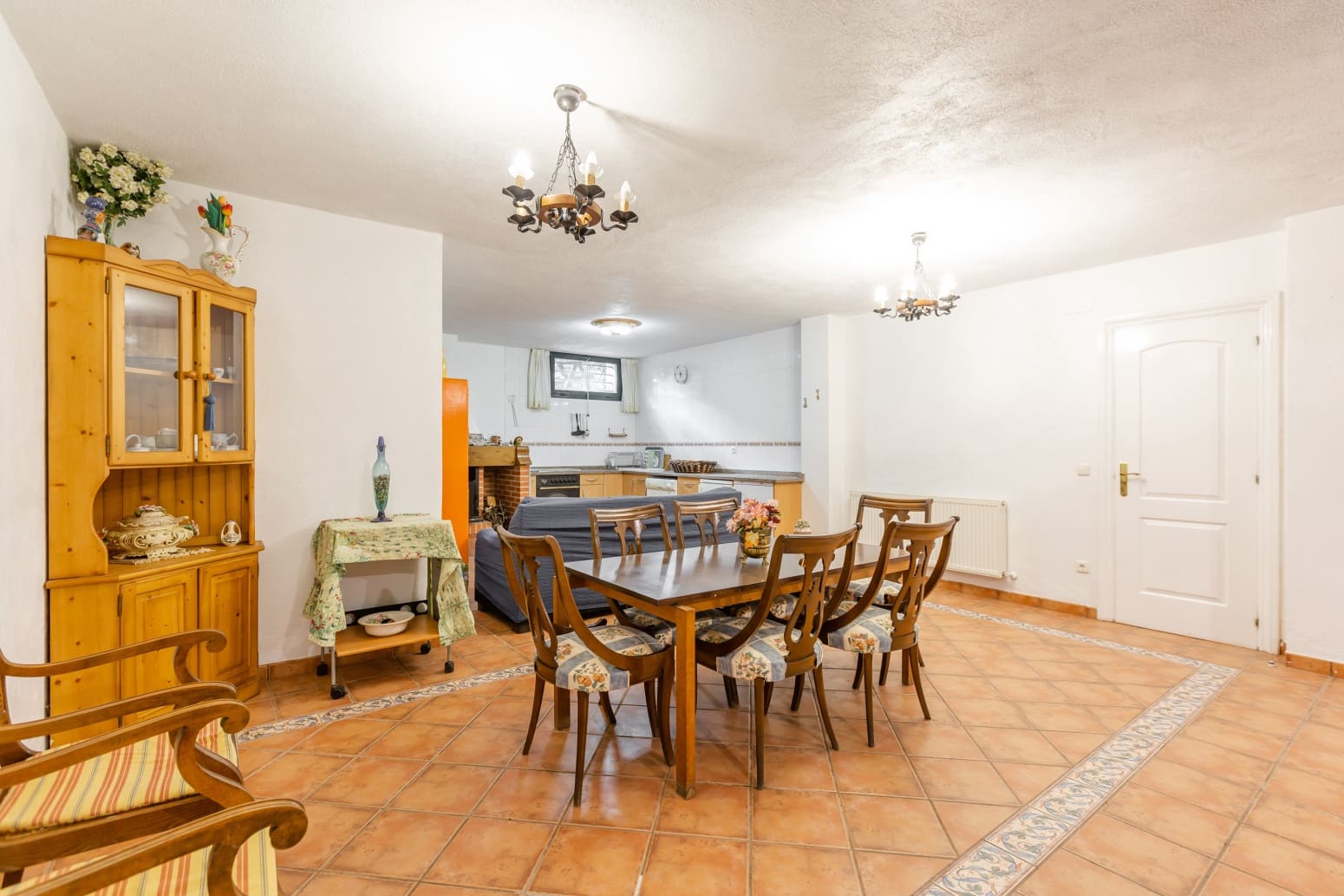 5 slaapkamer Villa te koop in Egues met garage - € 815.000 (Ref: 9594803)