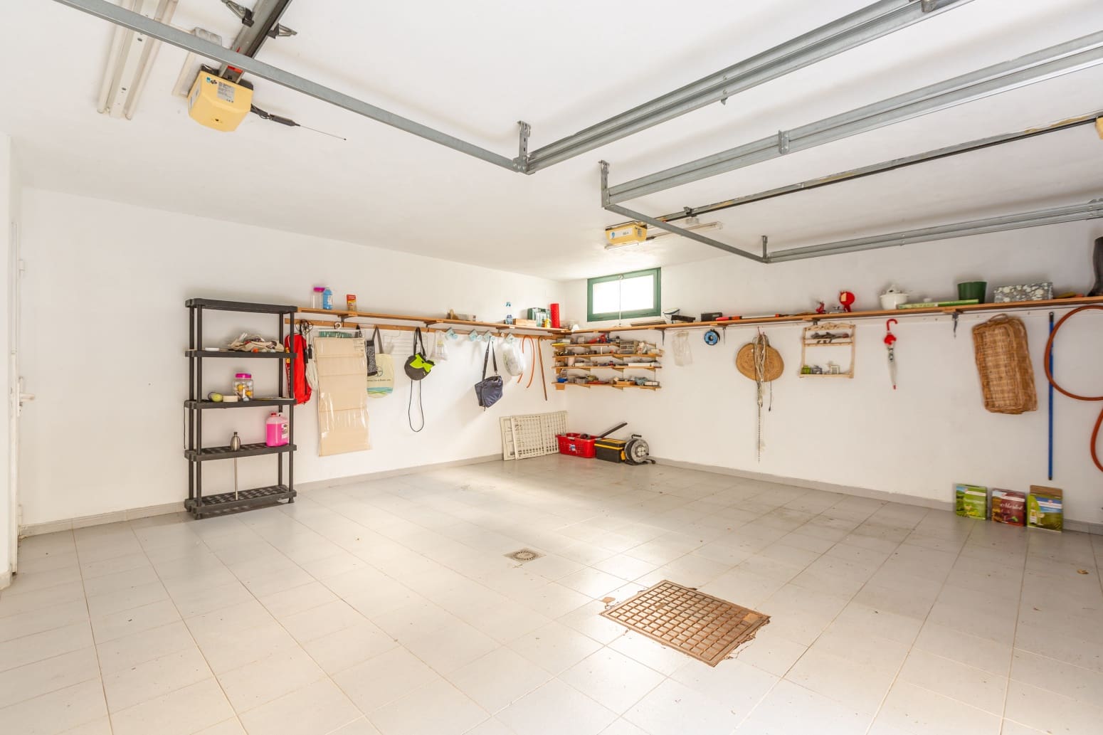 5 slaapkamer Villa te koop in Egues met garage - € 815.000 (Ref: 9594803)