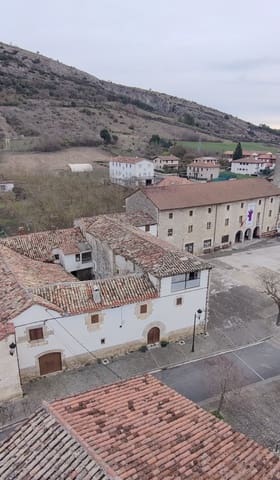 10 slaapkamer Villa te koop in Etxauri met garage - € 320.000 (Ref: 9601089)