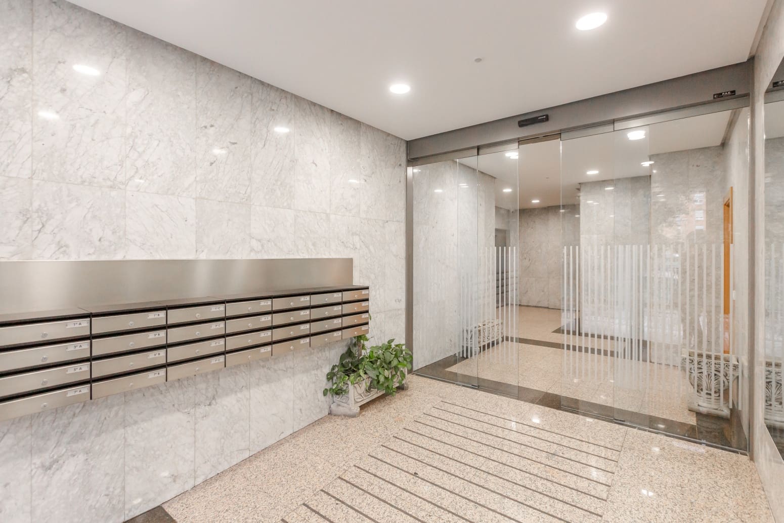 3 soverom Leilighet til salgs i Pamplona med garasje - € 399 900 (Ref: 9607624)