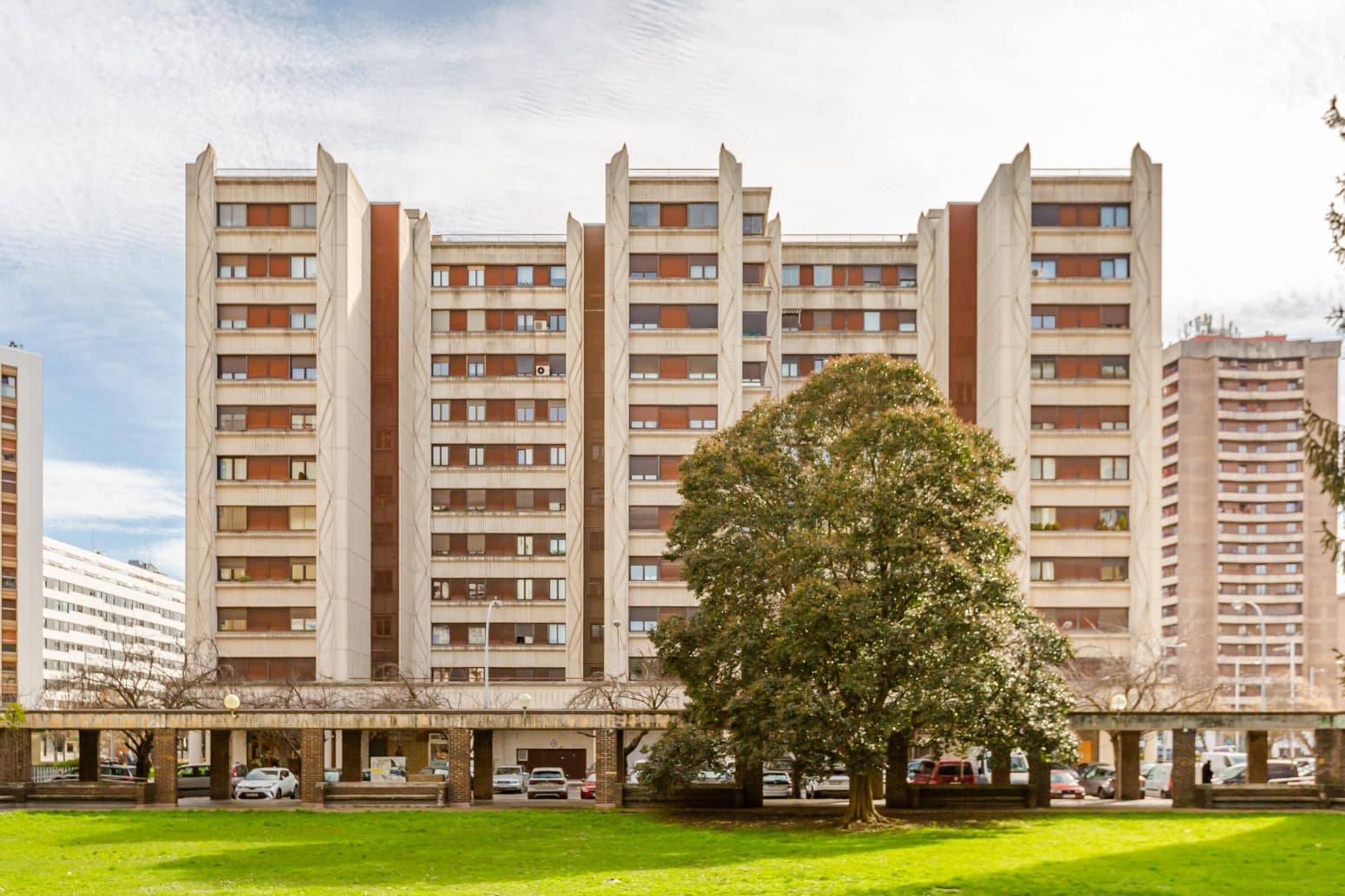 Piso de 2 habitaciones en Pamplona / Iruña en venta con garaje - 359.000 € (Ref: 9615251)