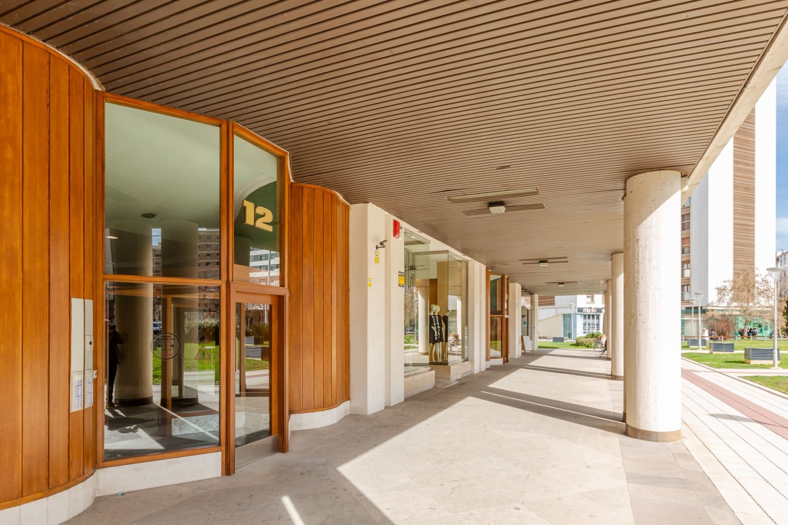 Piso de 2 habitaciones en Pamplona / Iruña en venta con garaje - 359.000 € (Ref: 9615251)