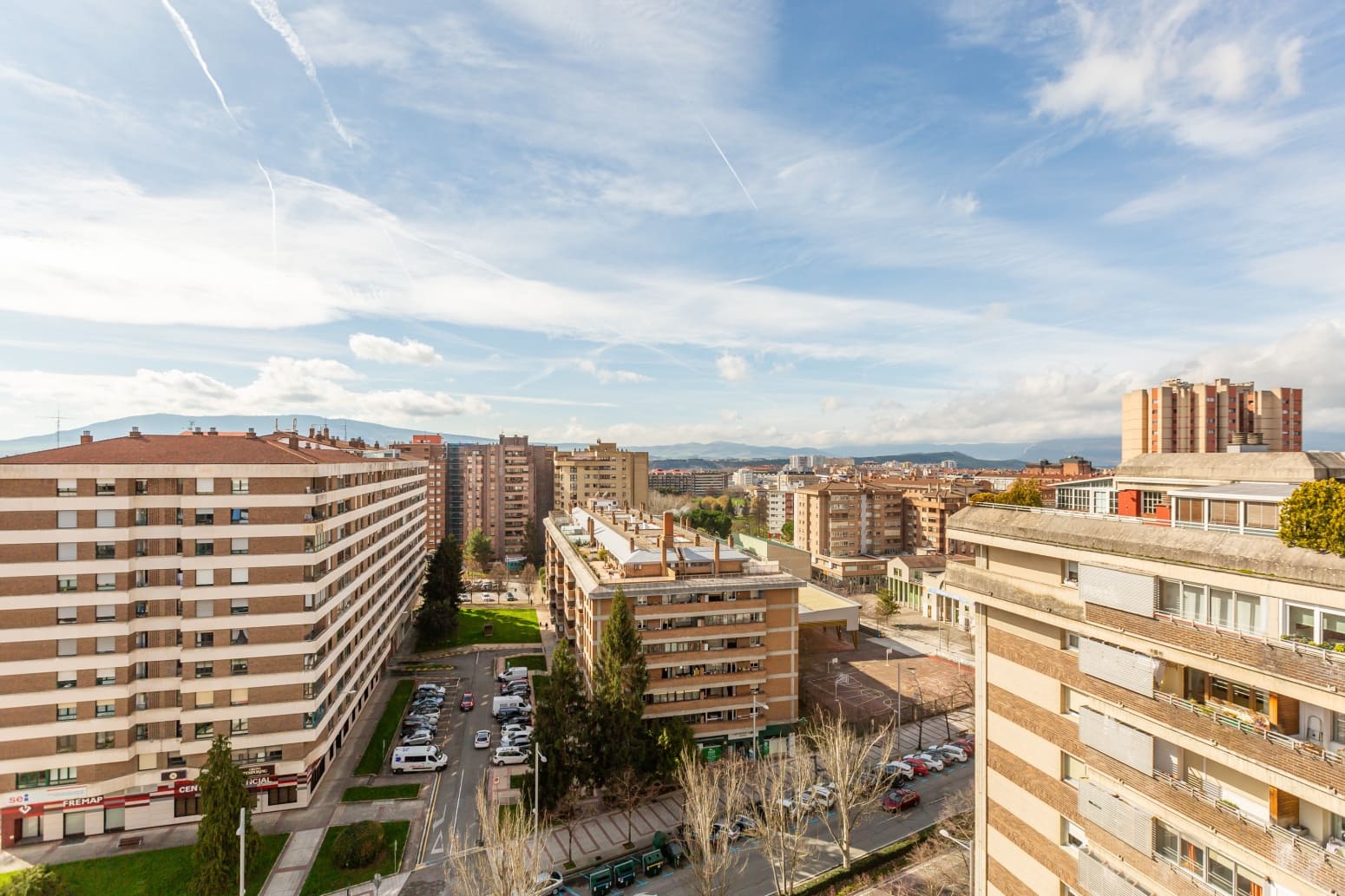 Piso de 2 habitaciones en Pamplona / Iruña en venta con garaje - 359.000 € (Ref: 9615251)