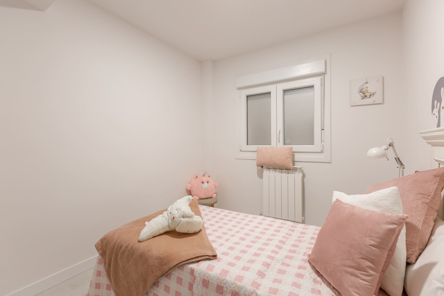 4 slaapkamer Flat te koop in Pamplona met garage - € 420.000 (Ref: 9615252)