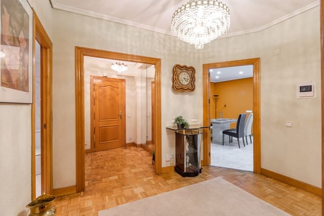 3 chambre Appartement à vendre à Pampelune avec garage - 490 000 € (Ref: 9619086)