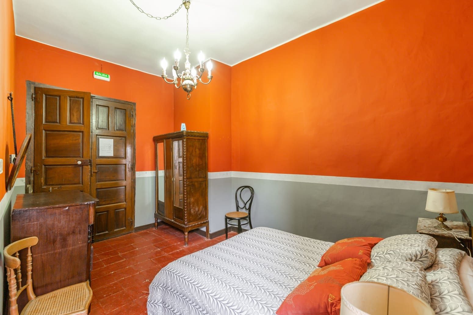 8 sovrum Villa till salu i Allo med garage - 500 000 € (Ref: 9629798)