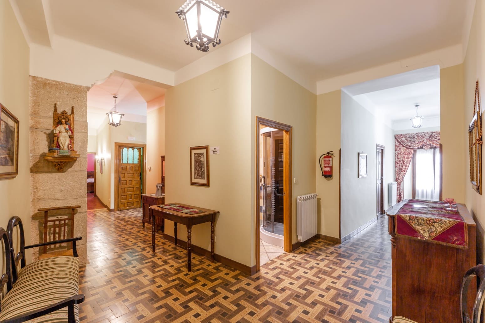 8 sovrum Villa till salu i Allo med garage - 500 000 € (Ref: 9629798)