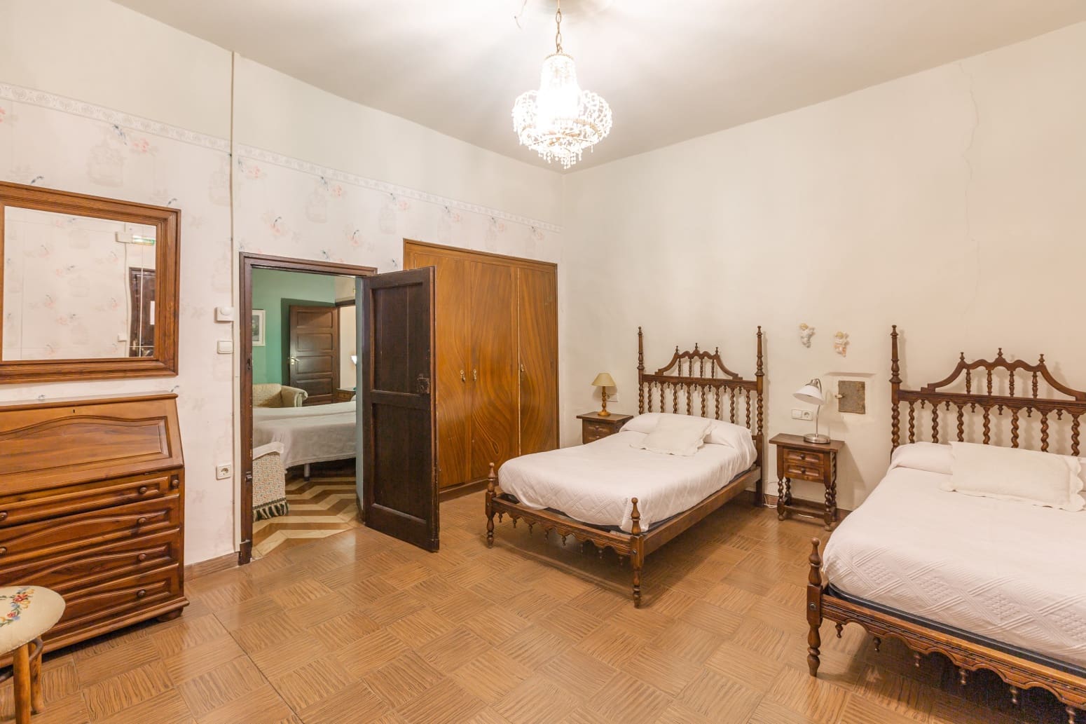 8 sovrum Villa till salu i Allo med garage - 500 000 € (Ref: 9629798)