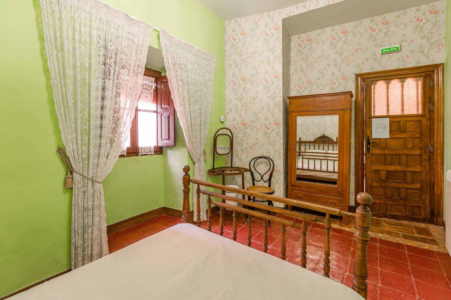 8 sovrum Villa till salu i Allo med garage - 500 000 € (Ref: 9629798)