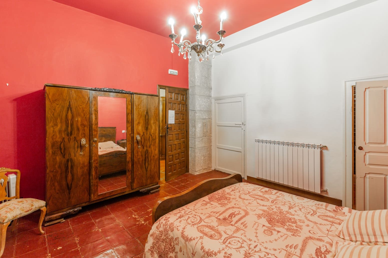 8 sovrum Villa till salu i Allo med garage - 500 000 € (Ref: 9629798)