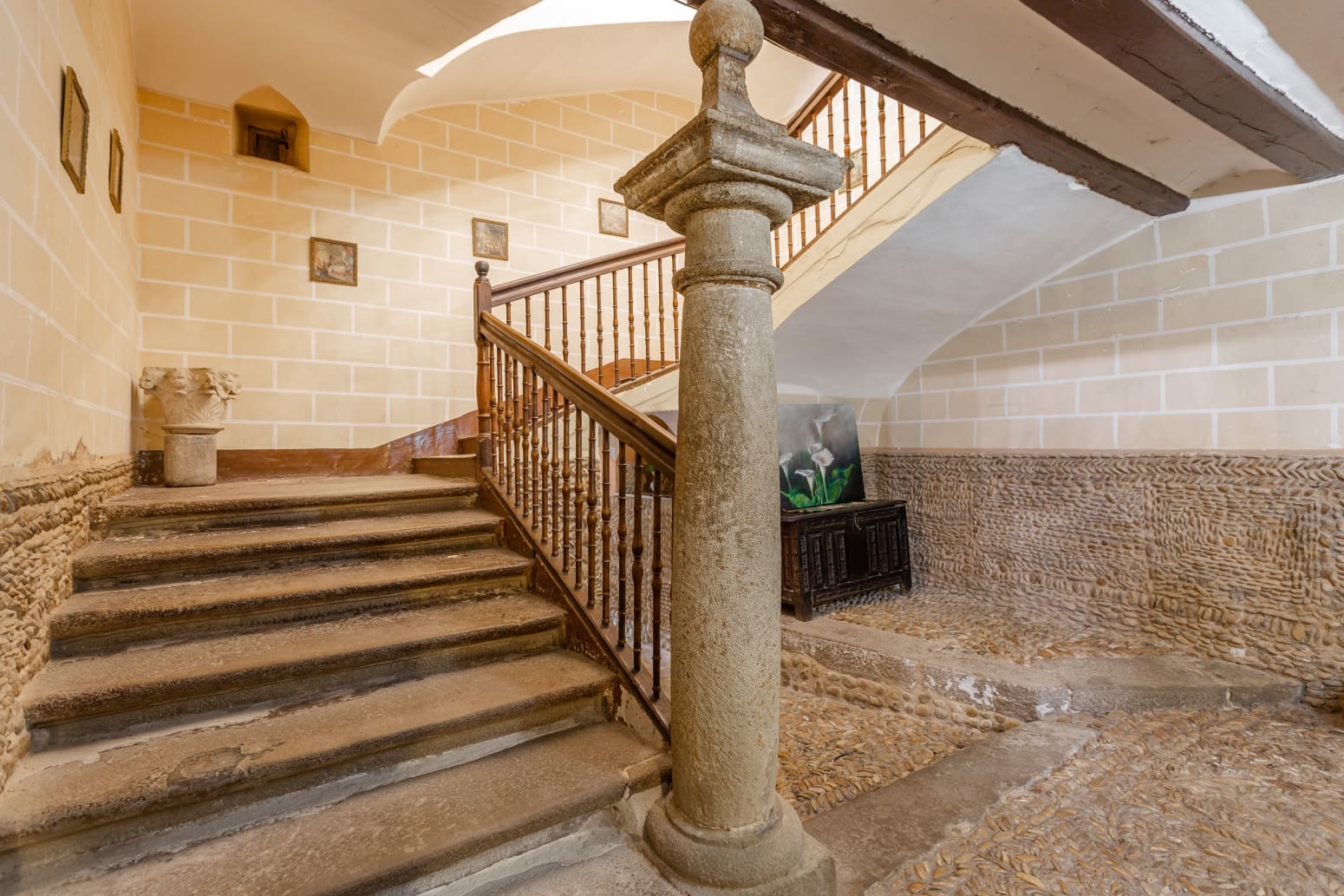 8 sovrum Villa till salu i Allo med garage - 500 000 € (Ref: 9629798)