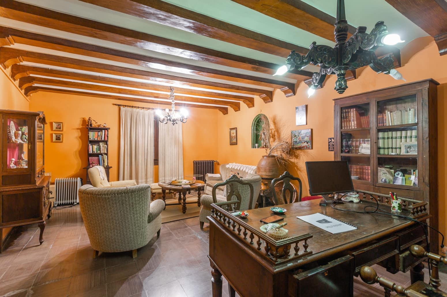 8 sovrum Villa till salu i Allo med garage - 500 000 € (Ref: 9629798)