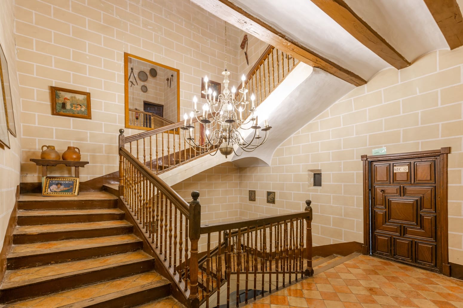 8 sovrum Villa till salu i Allo med garage - 500 000 € (Ref: 9629798)