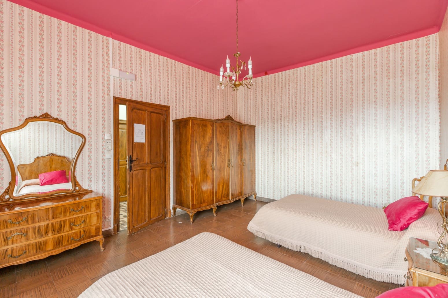 8 sovrum Villa till salu i Allo med garage - 500 000 € (Ref: 9629798)