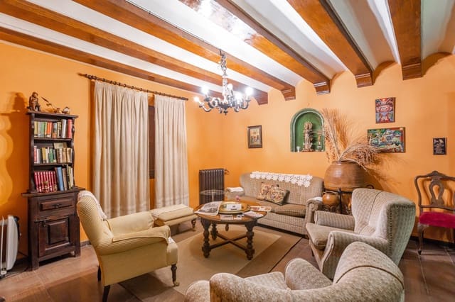 8 soverom Villa til salgs i Allo med garasje - € 500 000 (Ref: 9629798)