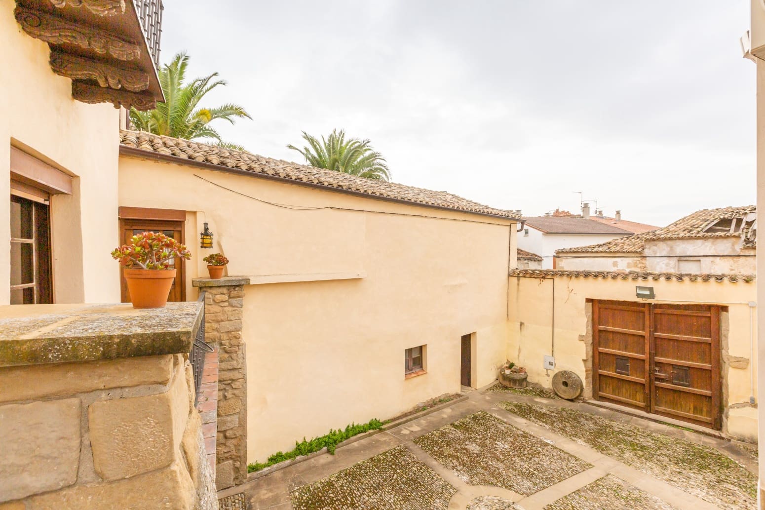 8 sovrum Villa till salu i Allo med garage - 500 000 € (Ref: 9629798)