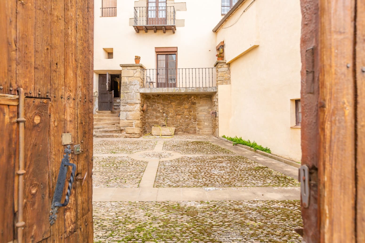 8 sovrum Villa till salu i Allo med garage - 500 000 € (Ref: 9629798)