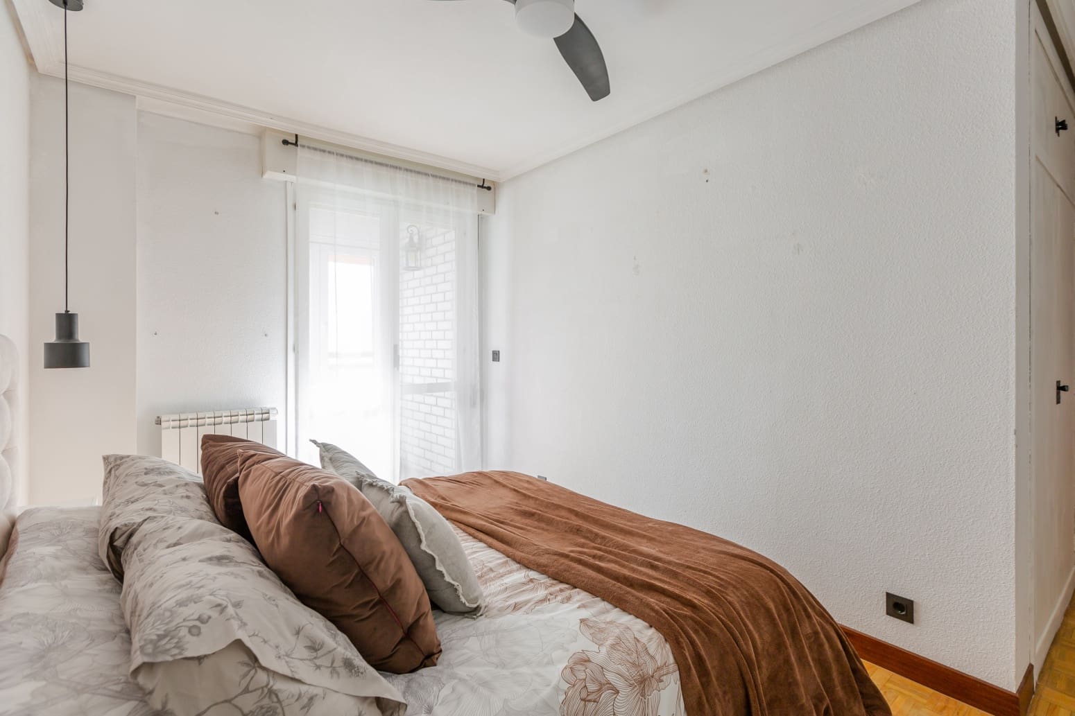 2 bedroom Flat for sale in Pamplona / Iruna with garage - € 320,000 (Ref: 9634086)