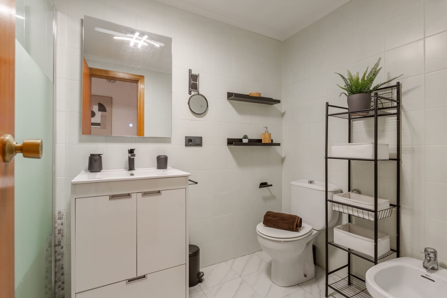 2 bedroom Flat for sale in Pamplona / Iruna with garage - € 320,000 (Ref: 9634086)