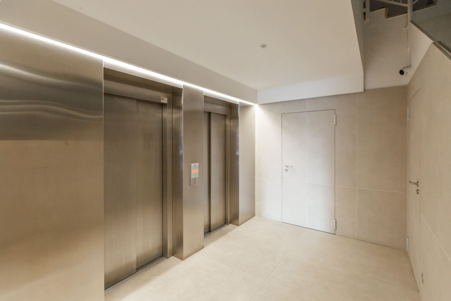 2 bedroom Flat for sale in Pamplona / Iruna with garage - € 320,000 (Ref: 9634086)