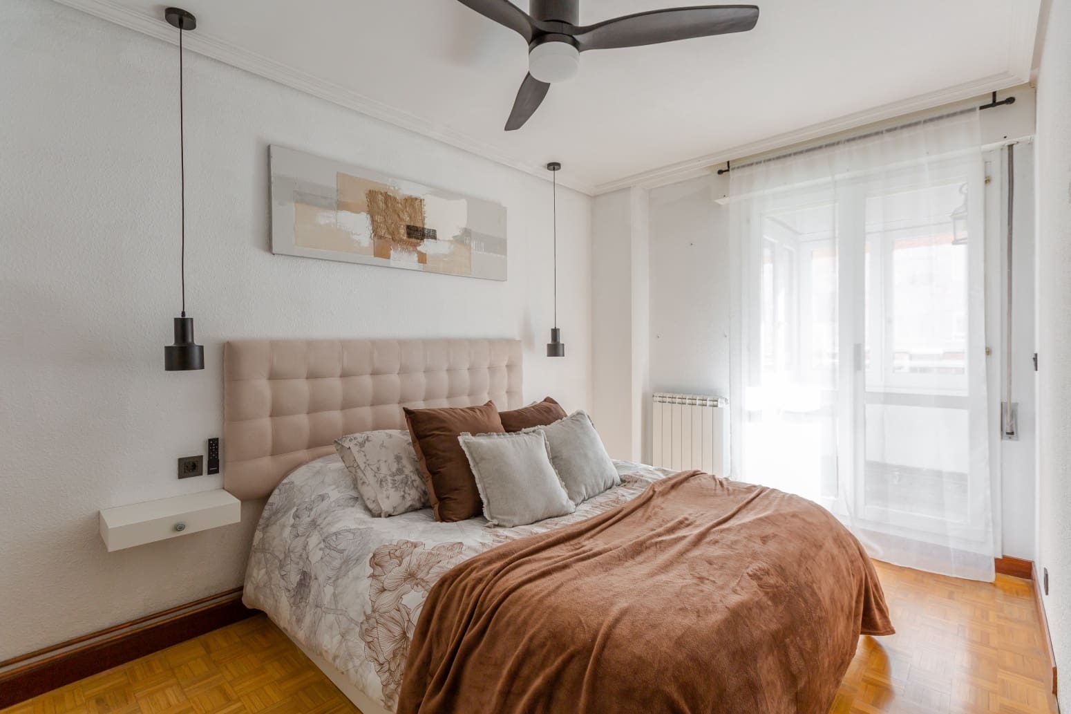 2 bedroom Flat for sale in Pamplona / Iruna with garage - € 320,000 (Ref: 9634086)