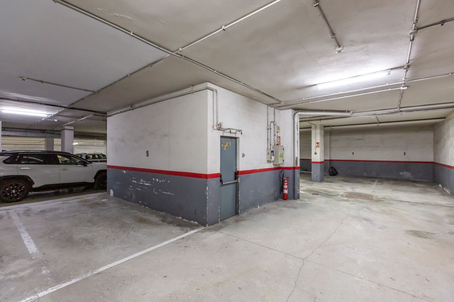 2 bedroom Flat for sale in Pamplona / Iruna with garage - € 320,000 (Ref: 9634086)